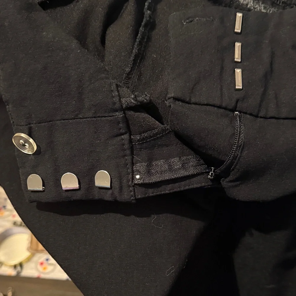 Classic Black Women's Pants - Picture 5 of 5